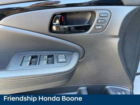 Used 2023 Honda Passport Elite image 12