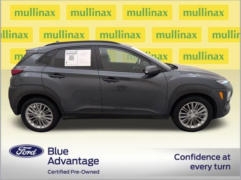 Used 2020 Hyundai Kona SEL Plus FWD image 2