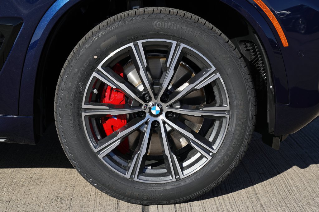 New 2026 BMW X5 M60i w/ Executive Package AWD/4WD image 6