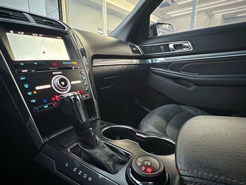 Used 2017 Ford Explorer Sport w/ Equipment Group 401A image 61