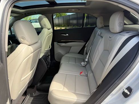 Used 2020 Cadillac XT4 Premium Luxury w/ Cold Weather Package image 16