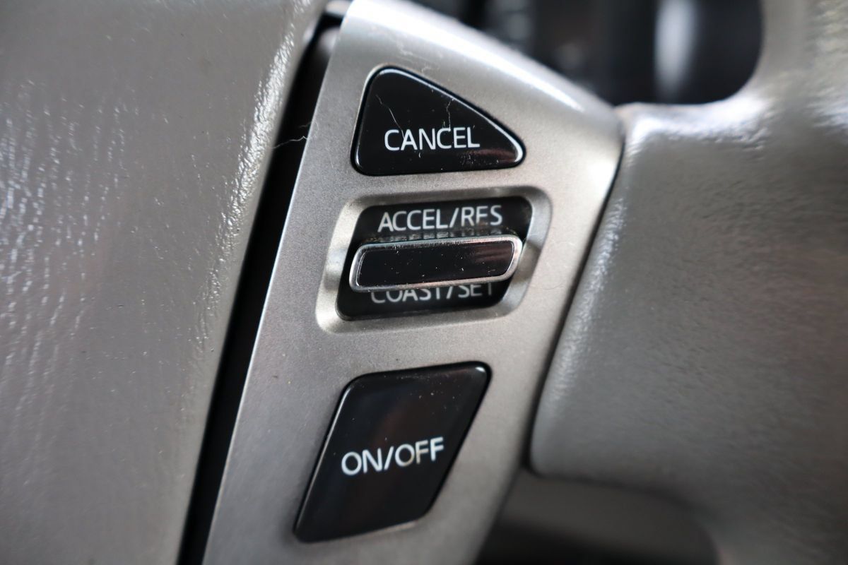 Used 2012 Nissan NV 3500 SV w/ Side Curtain Airbag Pkg RWD image 28