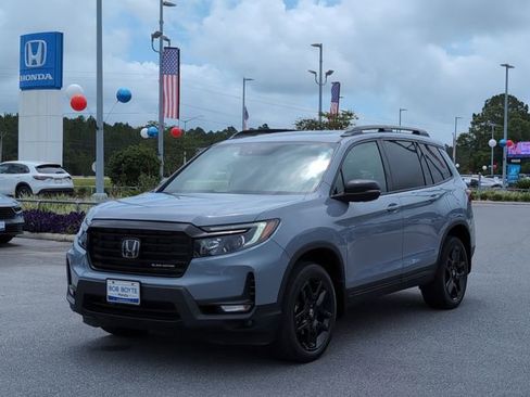 Used 2025 Honda Passport Black Edition image 9
