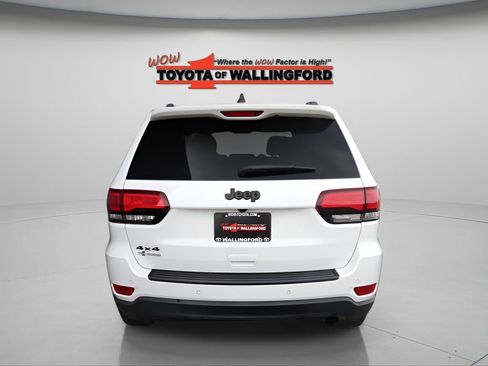 Used 2021 Jeep Grand Cherokee Freedom Edition AWD/4WD image 10