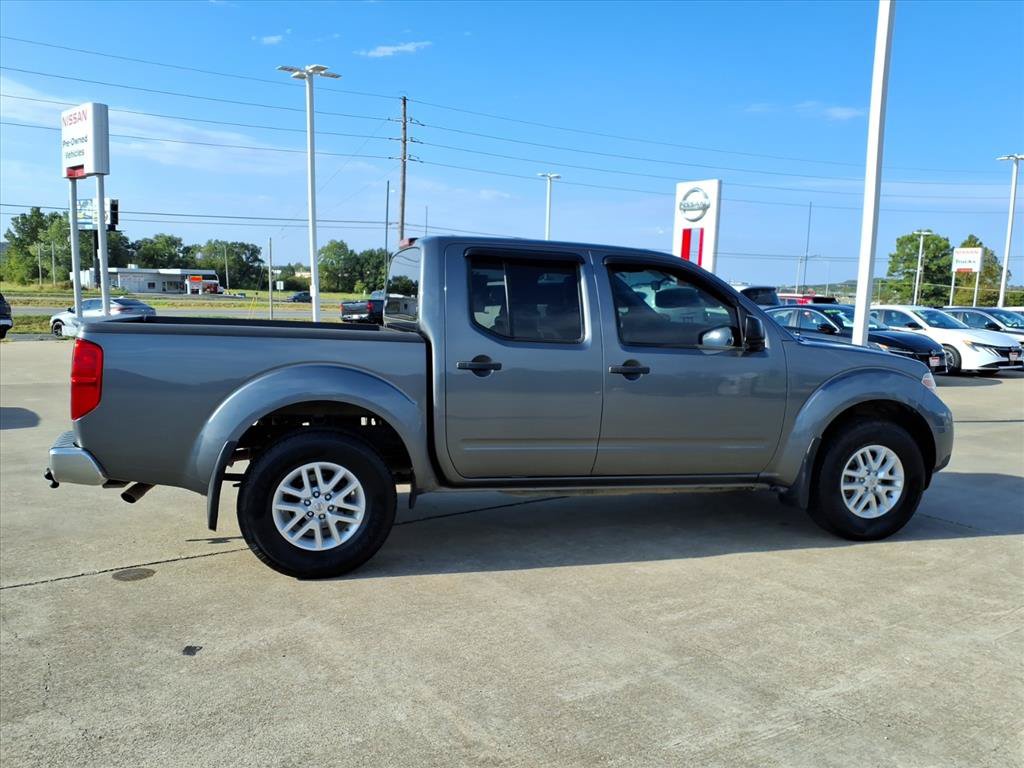Used 2018 Nissan Frontier SV AWD/4WD image 6