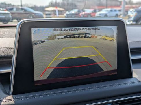 Used 2019 Genesis G70 3.3T Advanced image 24