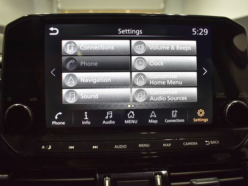 Used 2025 Nissan Pathfinder SL w/ SL Premium Package AWD/4WD image 25