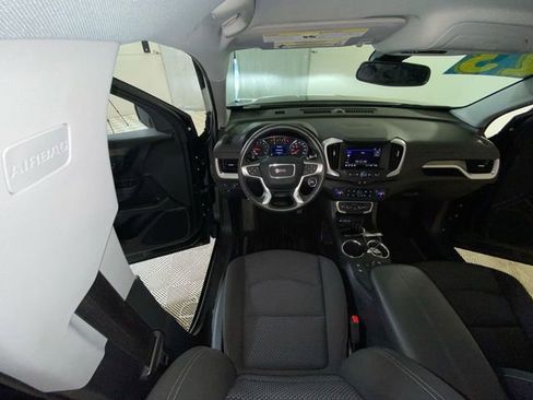 Used 2023 GMC Terrain SLE w/ Driver Convenience Package FWD image 34