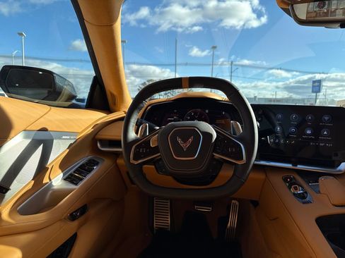 Used 2022 Chevrolet Corvette Stingray Premium Conv w/ Z51 Performance Package image 15