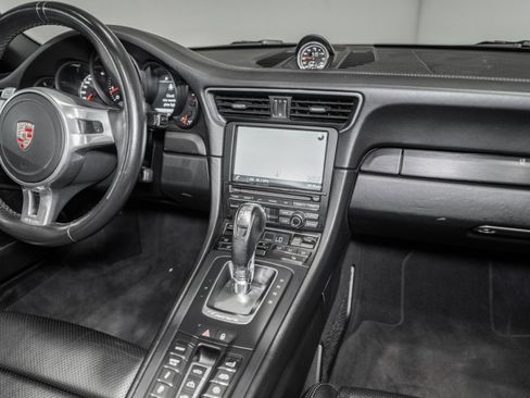 Used 2016 Porsche 911 Carrera GTS RWD image 28