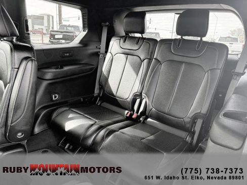 Used 2024 Jeep Grand Cherokee L Limited w/ Luxury Tech Group II image 20
