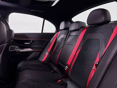 New 2026 Mercedes-Benz E 53 AMG e 4MATIC Sedan image 7