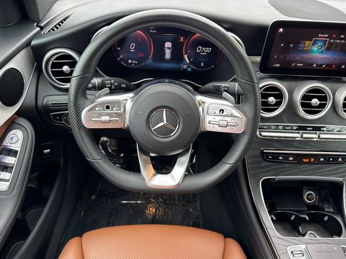 Used 2021 Mercedes-Benz GLC 300 4MATIC image 31