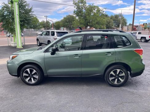 Used 2017 Subaru Forester 2.5i w/ Alloy Wheel Package AWD/4WD image 5