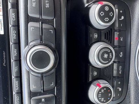 Used 2009 Audi R8 V8 image 16