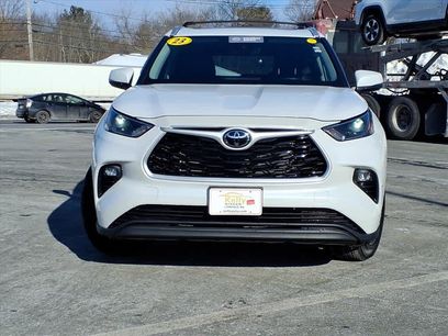 Used 2023 Toyota Highlander XLE
