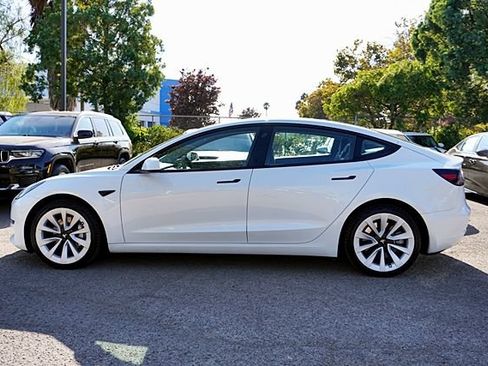 Used 2023 Tesla Model 3 Standard Range RWD image 12