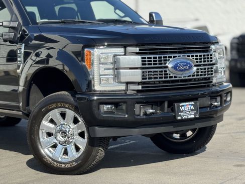 Certified 2018 Ford F350 Platinum w/ Platinum Ultimate Package image 3