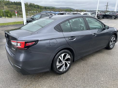 Certified 2025 Subaru Legacy Premium w/ Popular Package #1A AWD/4WD image 8
