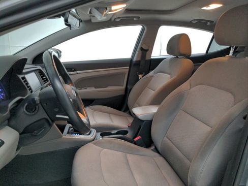 Used 2019 Hyundai Elantra Value Edition FWD image 17