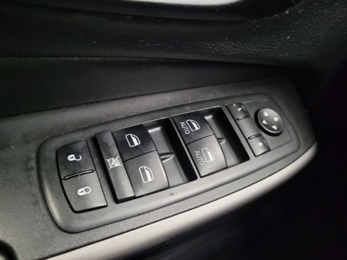 Used 2021 Jeep Cherokee Latitude image 27