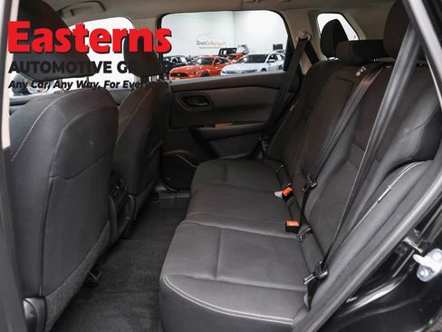Used 2024 Nissan Rogue S AWD/4WD image 22