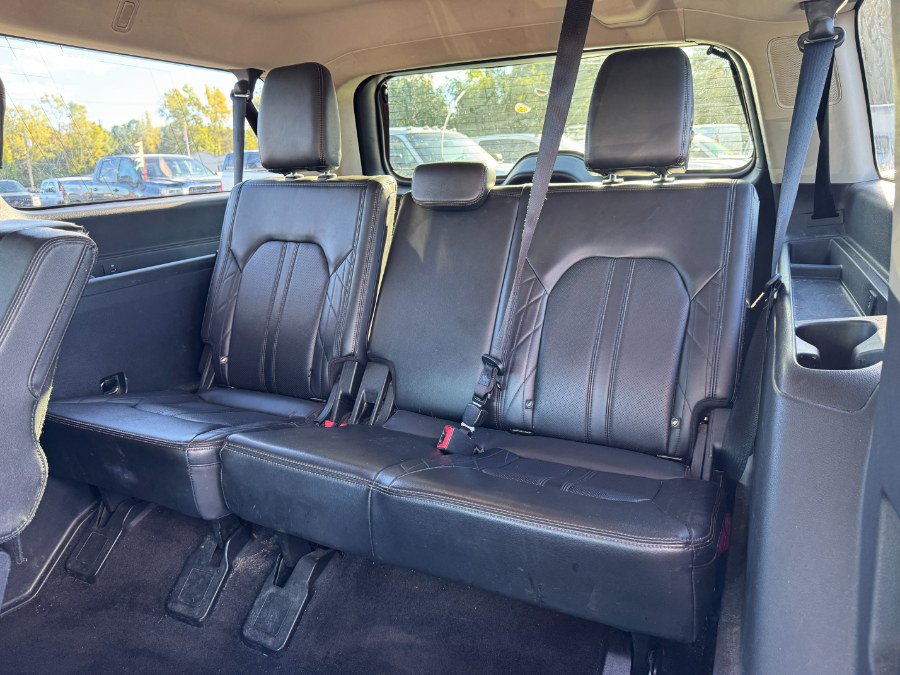 Used 2018 Ford Expedition Max Platinum AWD/4WD image 17
