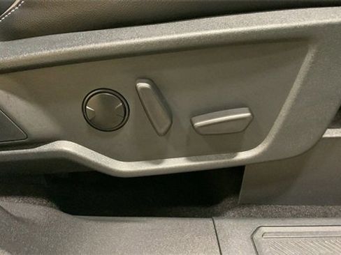 Certified 2025 Ford Bronco Outer Banks w/ Sasquatch Package image 13