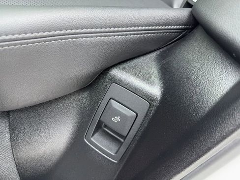 Used 2022 BMW X3 sDrive30i w/ Convenience Package image 48