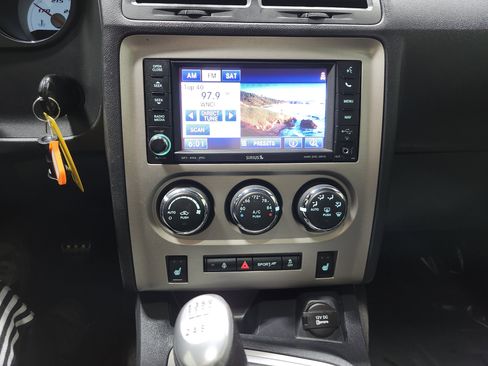 Used 2012 Dodge Challenger SRT8 w/ Premium Sound Group image 34