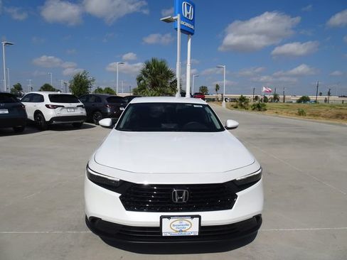 New 2026 Honda Accord LX image 2