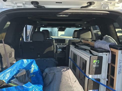 Used 2025 Hyundai Santa Fe Calligraphy image 12