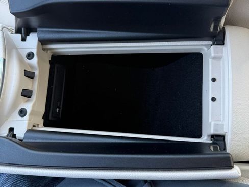 Used 2021 Mercedes-Benz E 350 4MATIC Sedan image 38