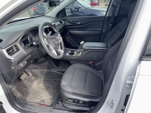 Used 2021 GMC Acadia SLE w/ Driver Convenience Package image 7