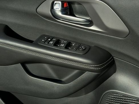 New 2026 Chrysler Voyager LX image 26