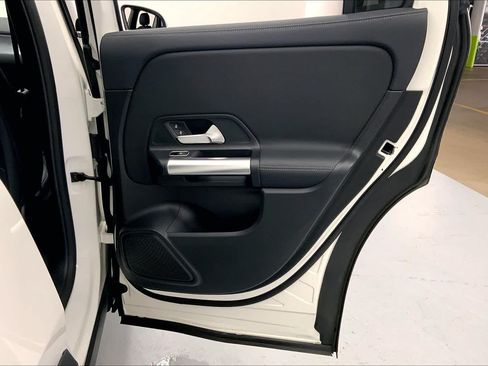 Certified 2021 Mercedes-Benz GLA 250 image 12