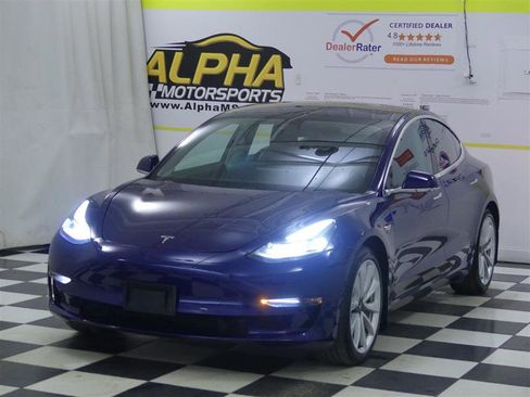 Used 2018 Tesla Model 3 Long Range image 4