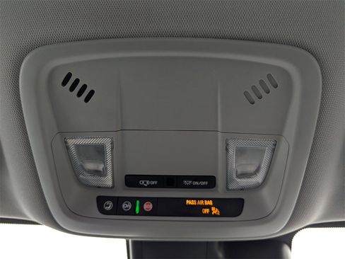 Used 2025 Chevrolet Malibu LT image 26