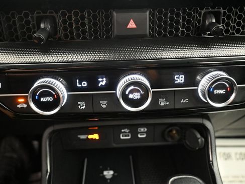 Used 2025 Honda CR-V EX-L image 16