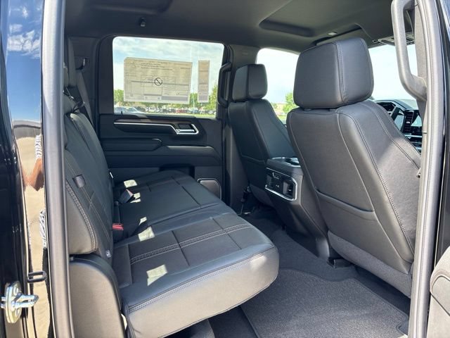New 2026 Chevrolet Silverado 2500 High Country w/ Midnight Edition AWD/4WD image 21