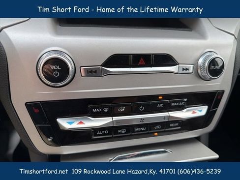 Used 2024 Ford Explorer XLT w/ Equipment Group 202A AWD/4WD image 16