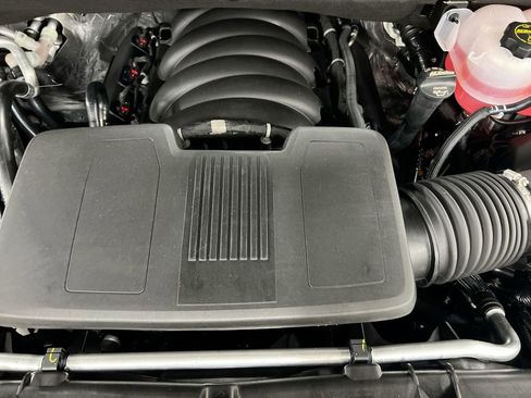 New 2026 Chevrolet Suburban Premier AWD/4WD image 27