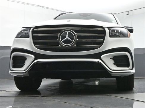 New 2025 Mercedes-Benz GLS 450 4MATIC image 35
