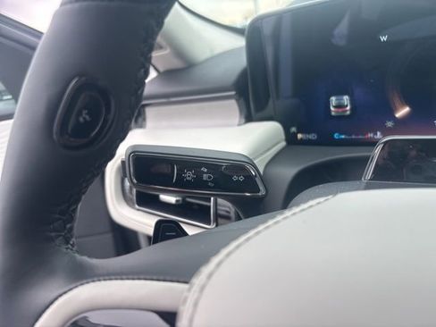 New 2026 Lincoln Aviator Reserve AWD/4WD image 19