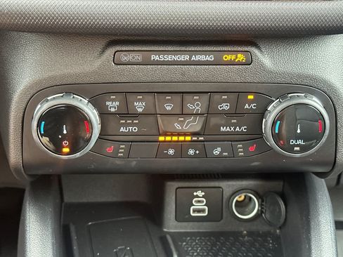 Certified 2023 Ford Bronco Sport Outer Banks w/ Tech Package AWD/4WD image 21