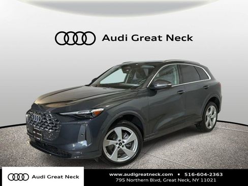 Used 2025 Audi Q5 Premium w/ Premium Plus AWD/4WD image 1