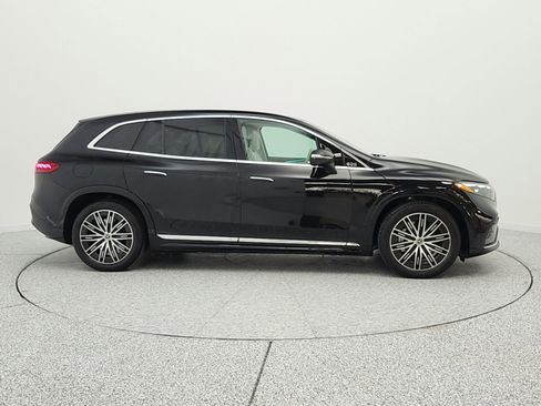 Certified 2023 Mercedes-Benz EQS 580 4MATIC SUV image 4