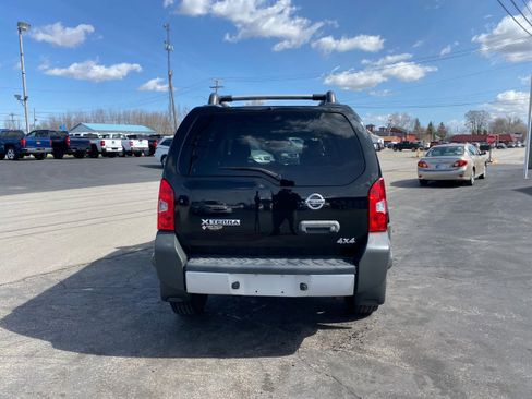 Used 2010 Nissan Xterra Off-Road AWD/4WD image 6