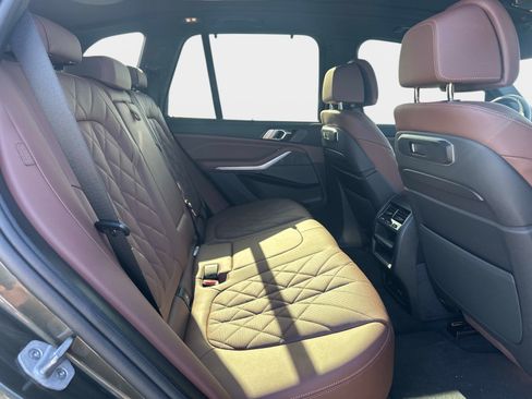 Used 2025 BMW X5 M60i w/ Executive Package AWD/4WD image 8