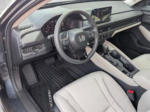 New 2025 Honda Accord SE image 3